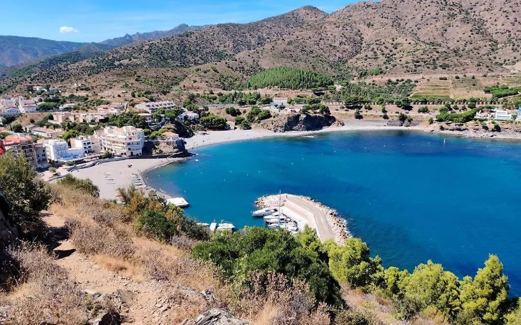 El Cau Daire Colera 0*,  İspanya